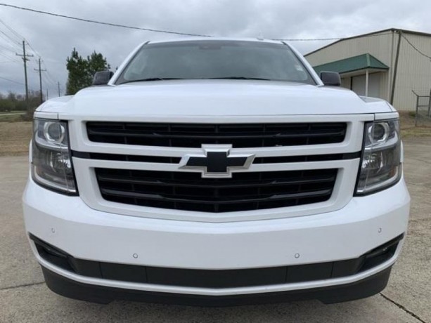 chevrolet-tahoe-2018-condition-perfect-inside-and-out-big-0