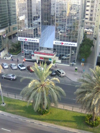 executive-bed-spaces-available-bank-street-bur-dubai-big-2
