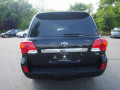 2013-toyota-land-cruiser-small-2