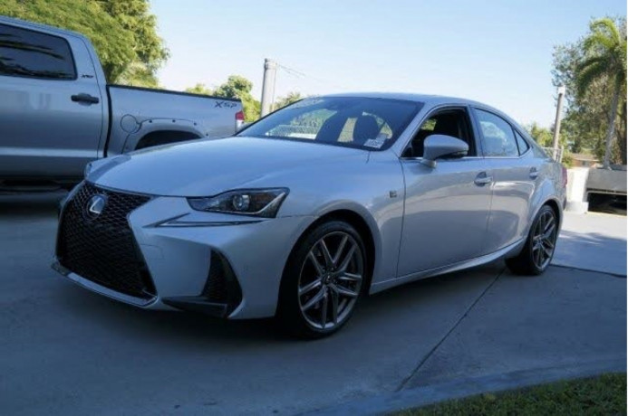 2018-lexus-is-350-big-2