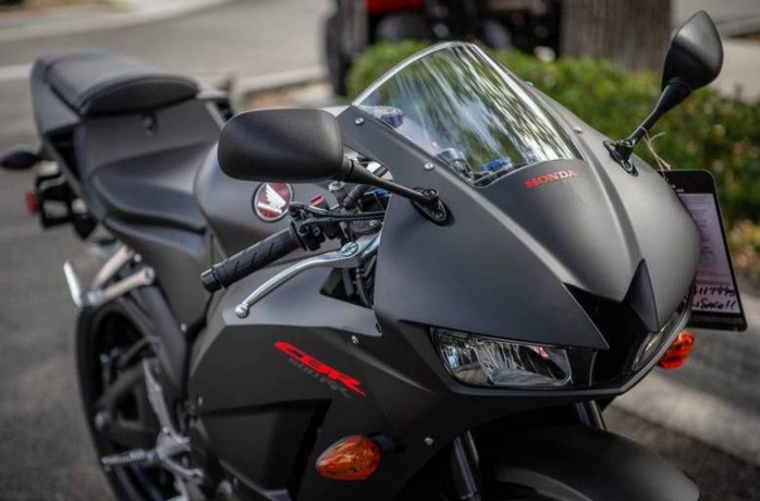 2019-honda-cbr600rr-whatsapp237653237784-big-0