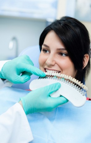 get-the-perfect-smile-with-teeth-whitening-at-smileline-dental-care-big-0