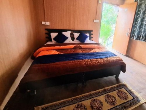 looking-for-best-hotel-resort-in-kanatar-big-0