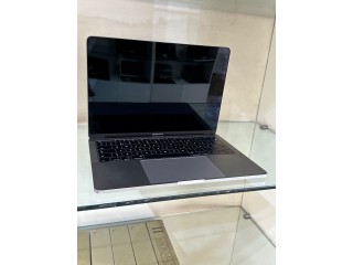 UK Used, Apple MacBook Pro A1989, 2017 Model, Core i5, 16gb RAM and 128gb SSD. Available for sale.