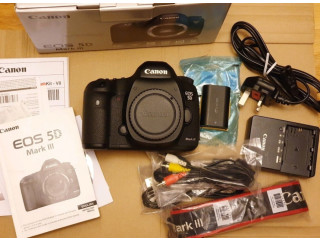 NEW:::::Selling Nikon D850 45.7MP Digital SLR Camera